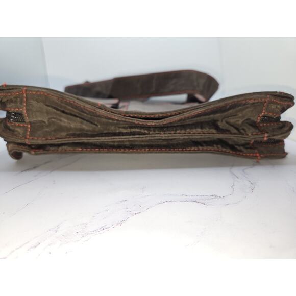 Eddie Bauer Crossbody/Messenger Bag Adjustable Straps Multiple Compartments EUC - Picture 8 of 13